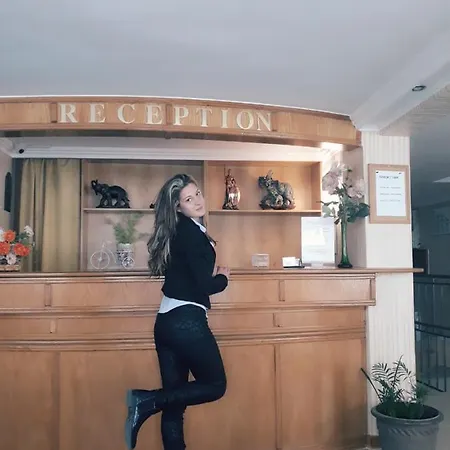 еника